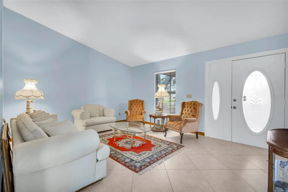 2805 LAKE TOHOPEKALIGA BOULEVARD Kissimmee, FL 34746