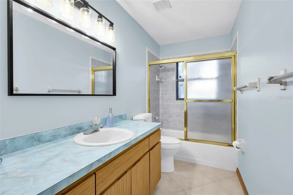 2805 LAKE TOHOPEKALIGA BOULEVARD Kissimmee, FL 34746