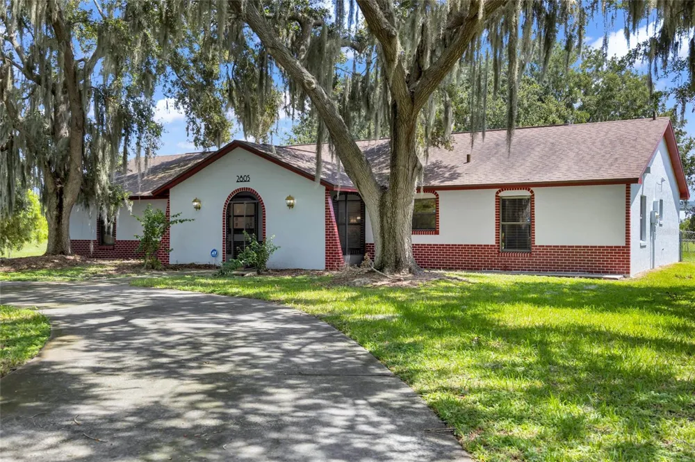 2805 LAKE TOHOPEKALIGA BOULEVARD Kissimmee, FL 34746