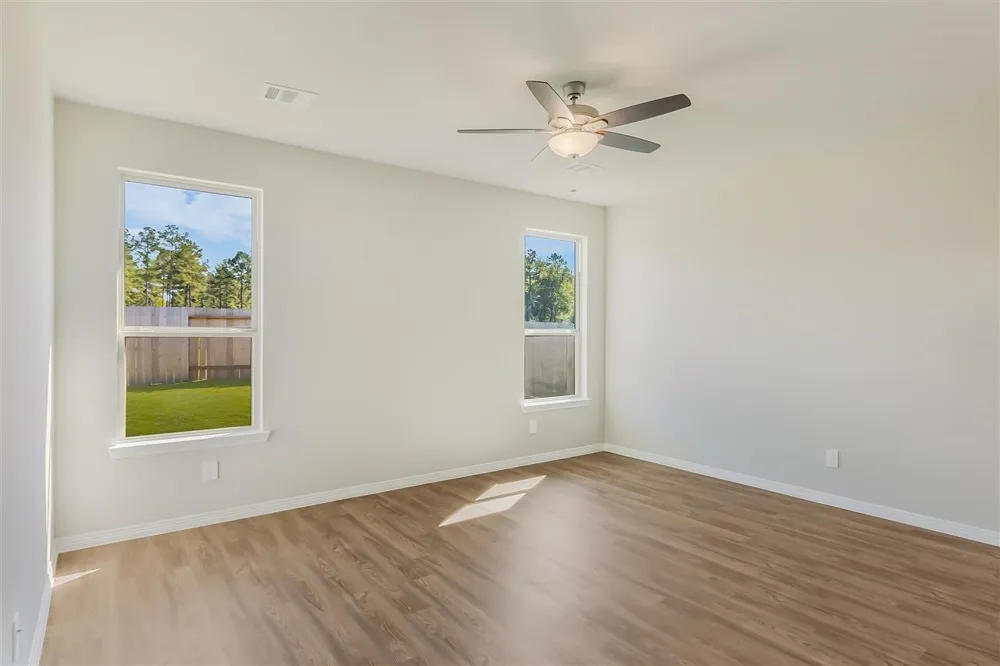 129 Toftrees Drive Cleburne, TX 76031