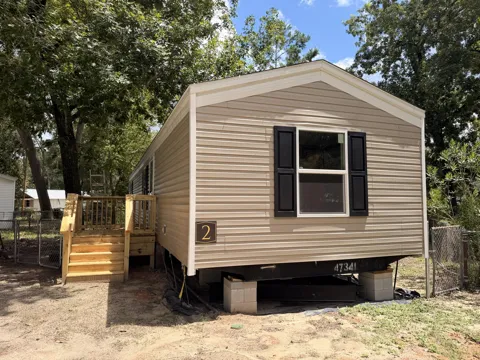 621 Live Oak Street #2