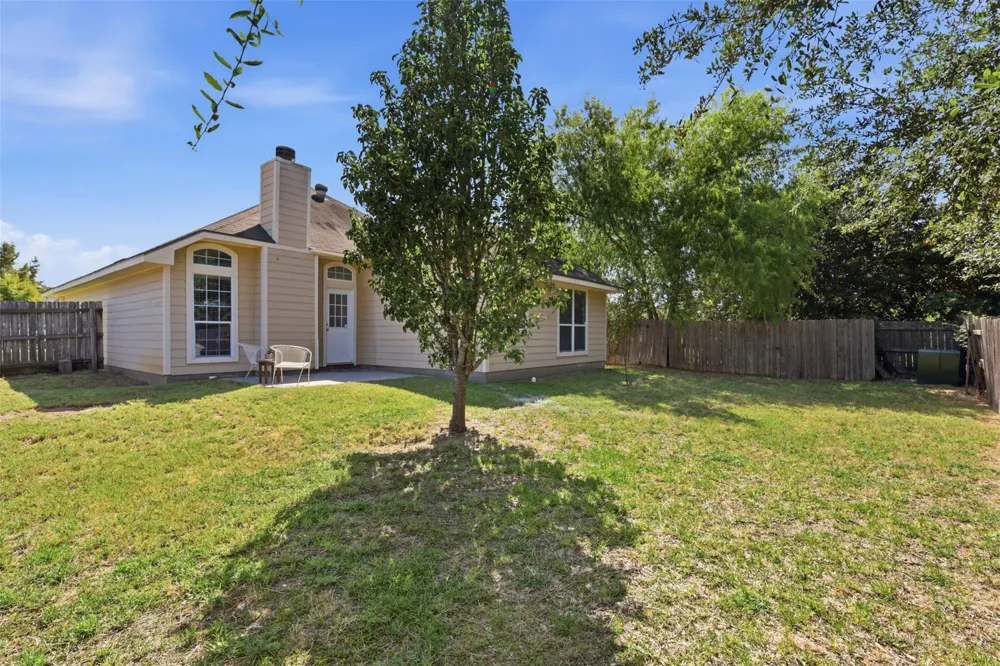 3907 Bridgeberry Court College Station, TX 77845