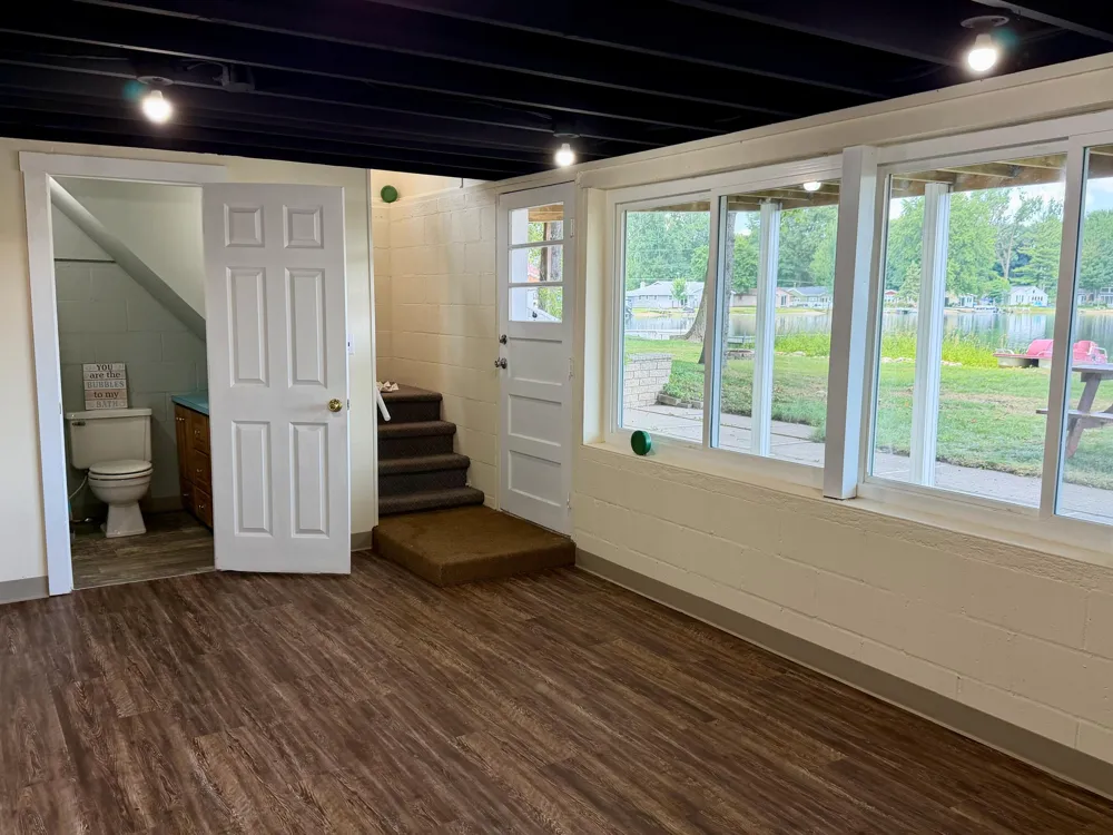 8980 Loveless Drive NE Rockford, MI 49341