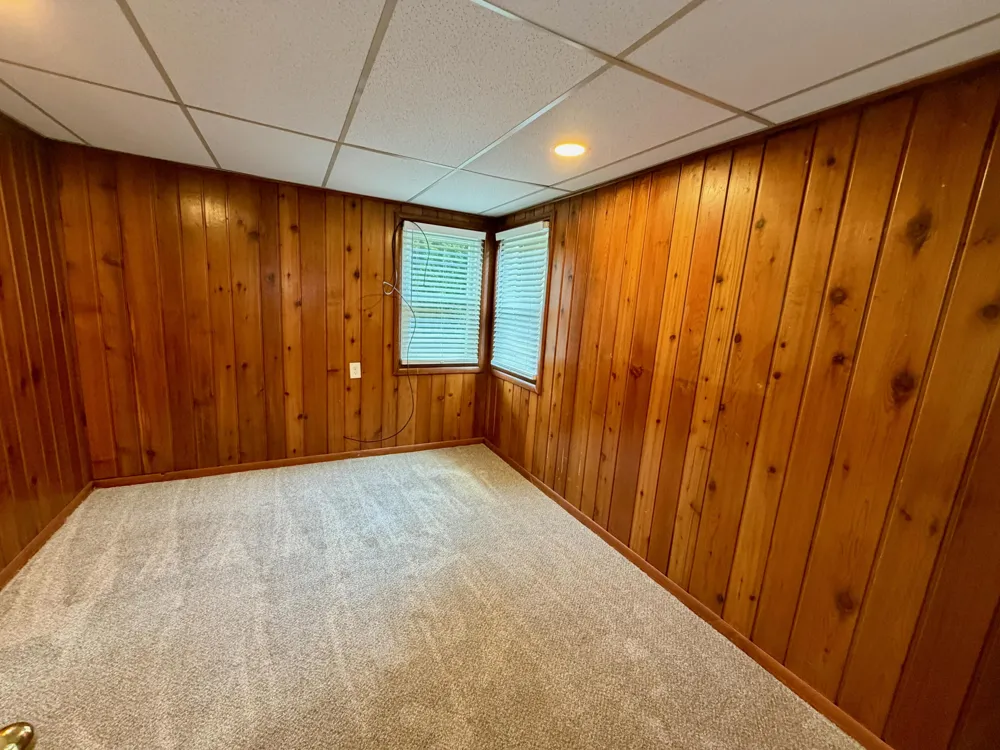 8980 Loveless Drive NE Rockford, MI 49341