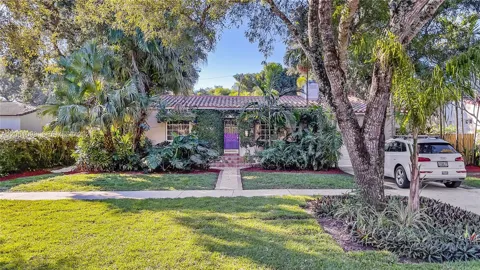 38 NW 105th St