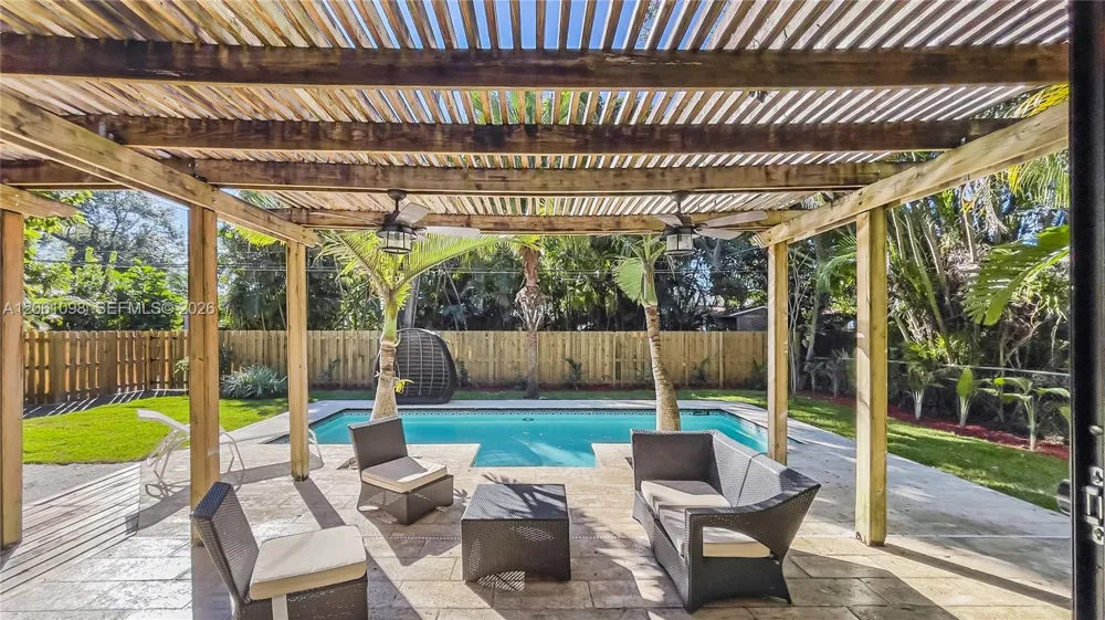 38 NW 105th St Miami Shores, FL 33150