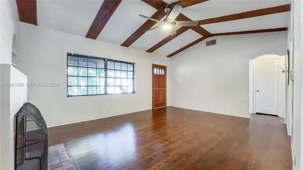 38 NW 105th St Miami Shores, FL 33150
