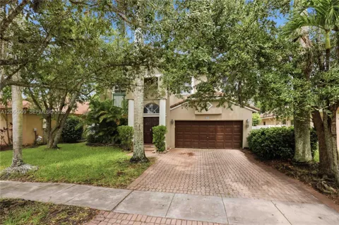 1040 NW 185th Ave