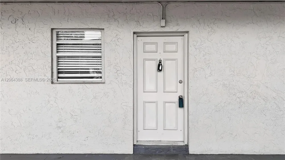 17255 SW 95th Ave #161 Palmetto Bay, FL 33157