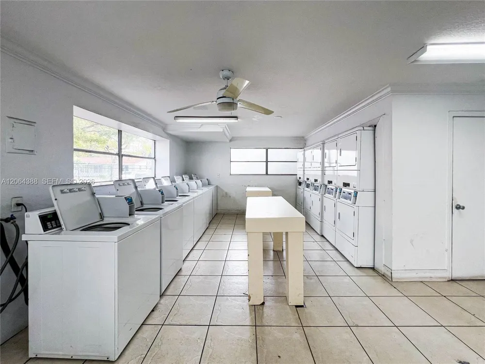 17255 SW 95th Ave #161 Palmetto Bay, FL 33157