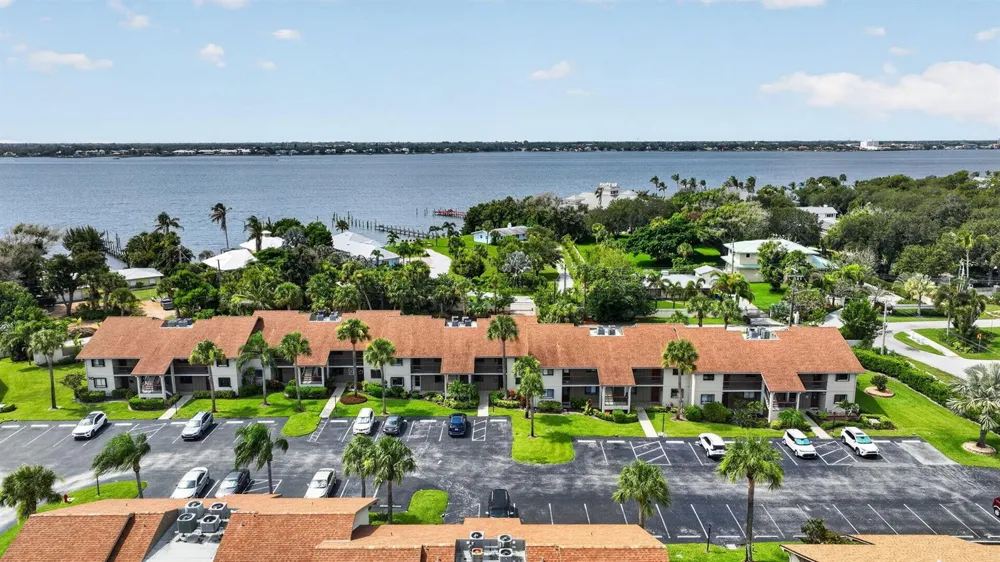 1600 NE Dixie Highway #10-205 Jensen Beach, FL 34957