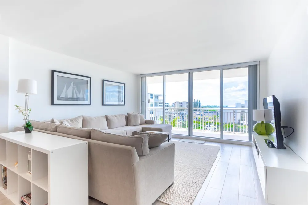 3546 S Ocean Boulevard #818 South Palm Beach, FL 33480