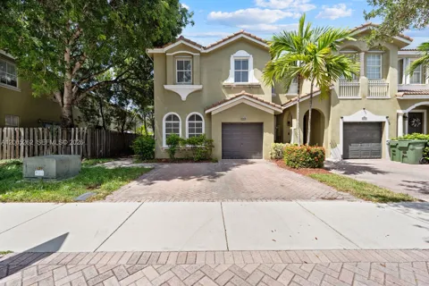 2531 SE 15th Ct