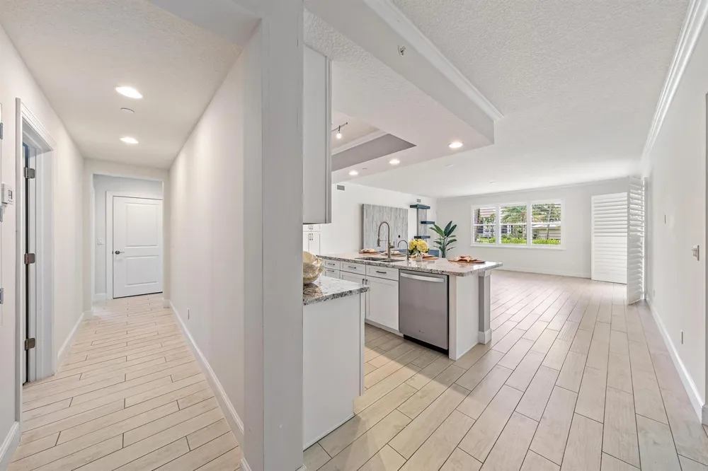 411 Bay Colony Drive Juno Beach, FL 33408
