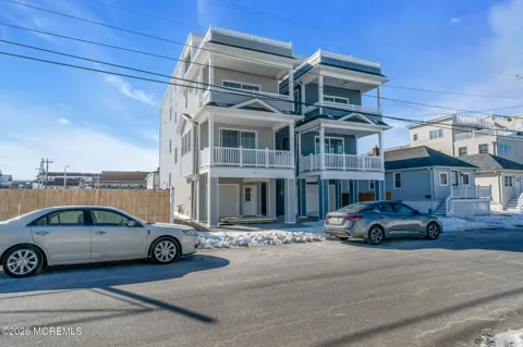 121 Franklin Avenue