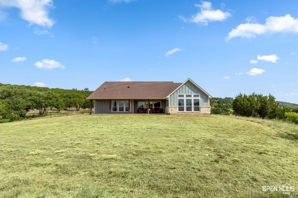 1626 Sawtooth Mountain Road Graford, TX 76449