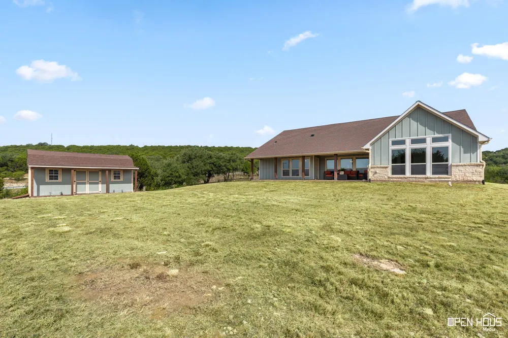 1626 Sawtooth Mountain Road Graford, TX 76449