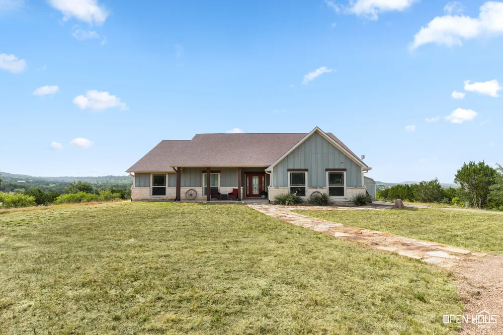 1626 Sawtooth Mountain Road Graford, TX 76449
