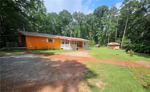 1072 Jim Johnson Road