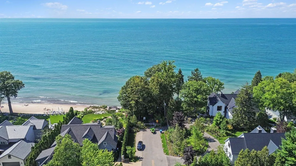 8716 W EAST ROAD Lakeside, MI 49116