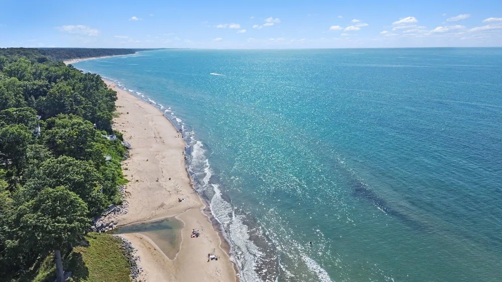 8716 W EAST ROAD Lakeside, MI 49116