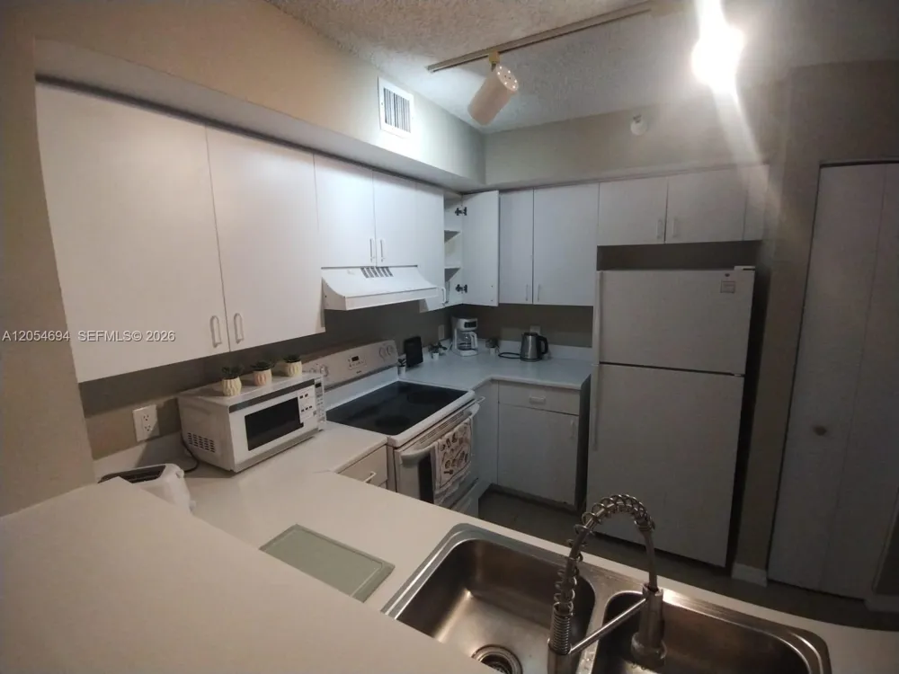 111 Yacht Club Way #107 Hypoluxo, FL 33462