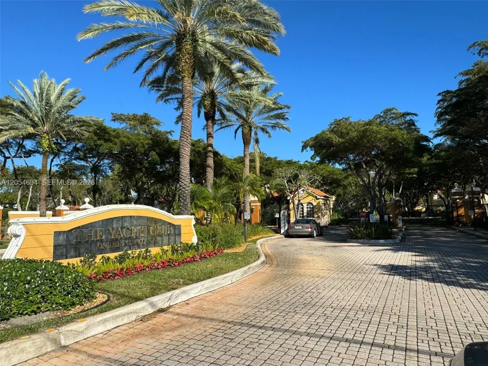 111 Yacht Club Way #107 Hypoluxo, FL 33462
