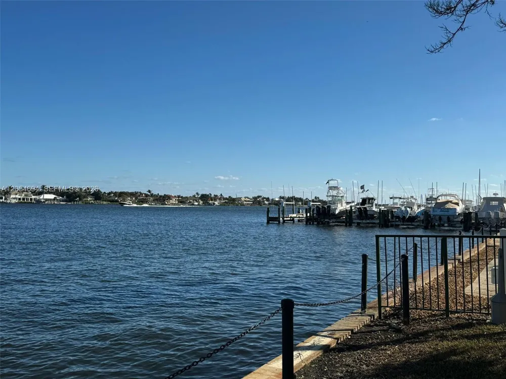 111 Yacht Club Way #107 Hypoluxo, FL 33462