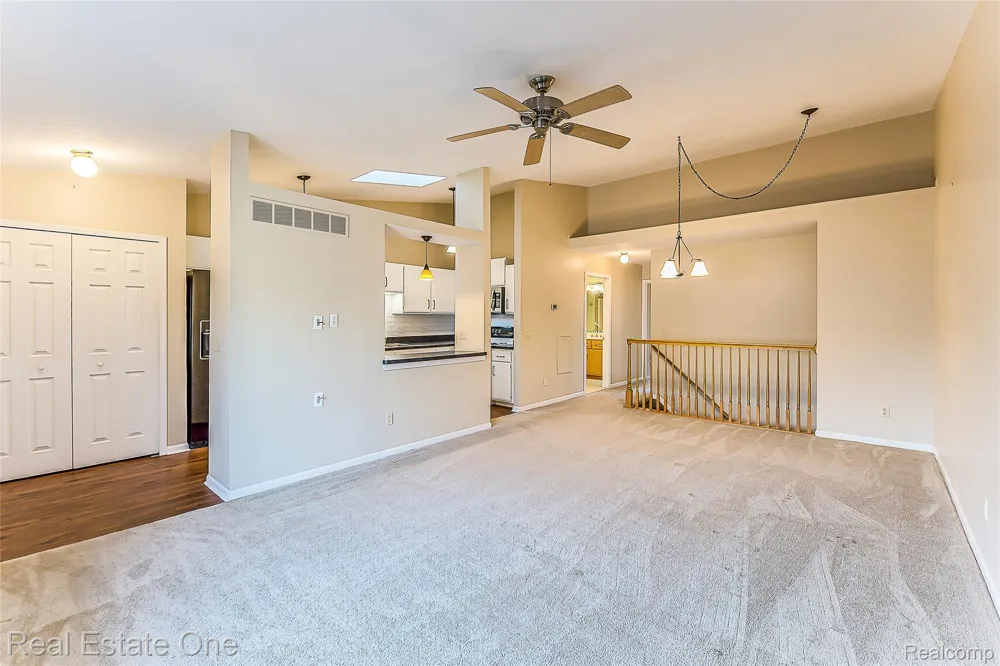 61960 Arlington #3 South Lyon City, MI 48178