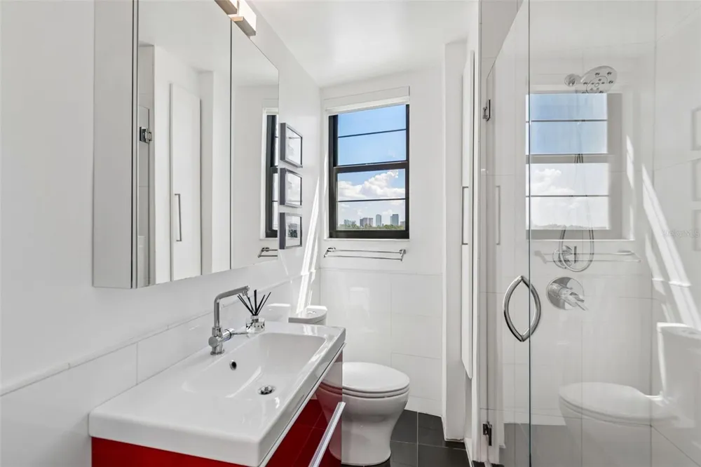 2109 BAYSHORE BOULEVARD #504 Tampa, FL 33606