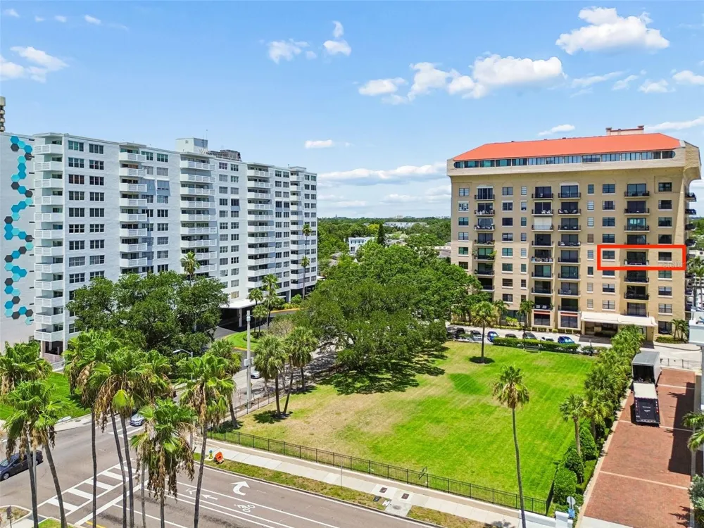 2109 BAYSHORE BOULEVARD #504 Tampa, FL 33606
