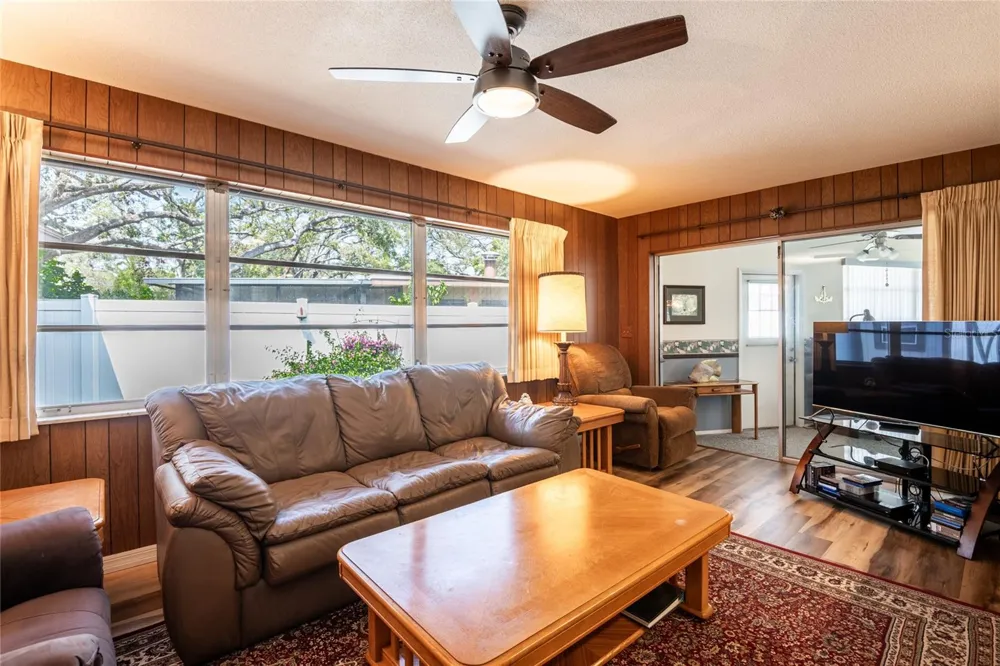 1830 OAK FOREST DRIVE S Clearwater, FL 33759