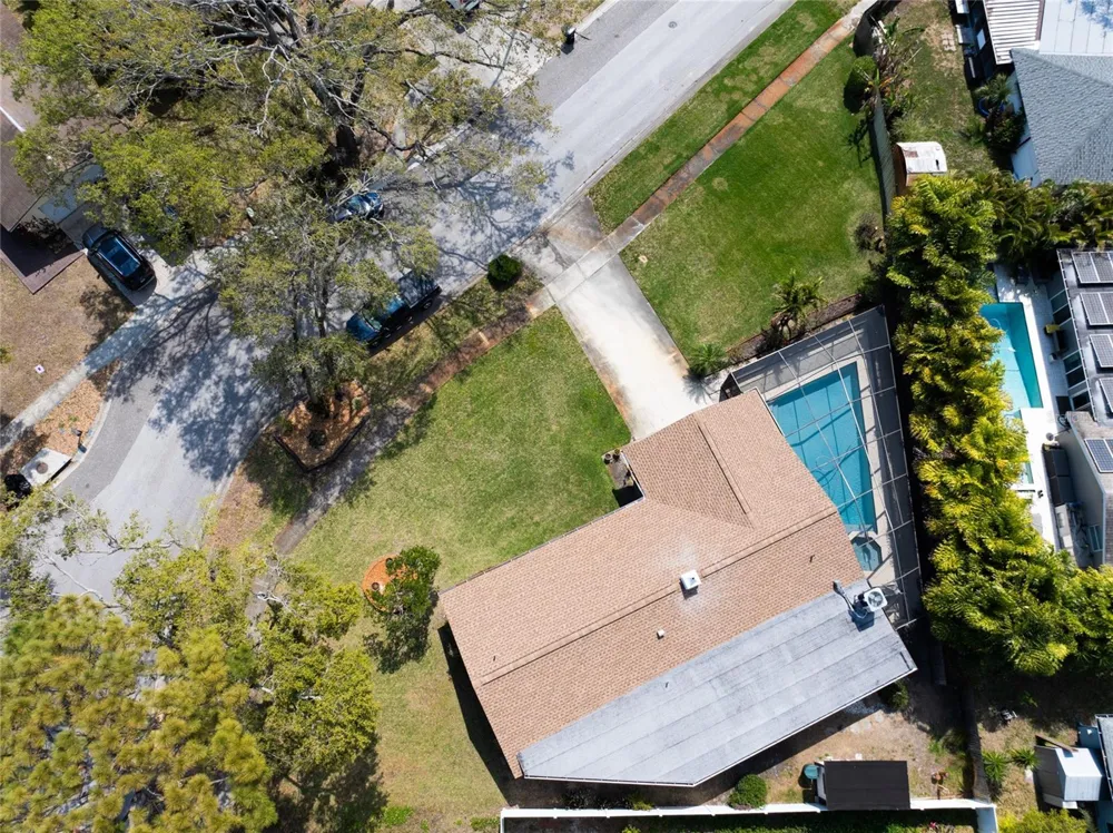 1830 OAK FOREST DRIVE S Clearwater, FL 33759