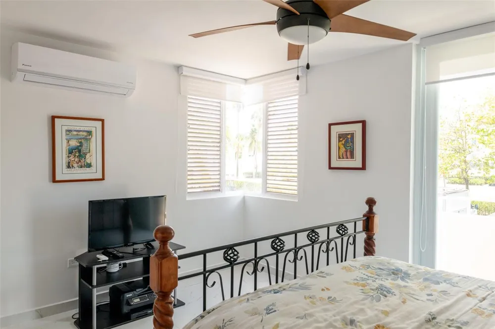 91 VILLAS DE GOLF EAST Dorado, PR 00646