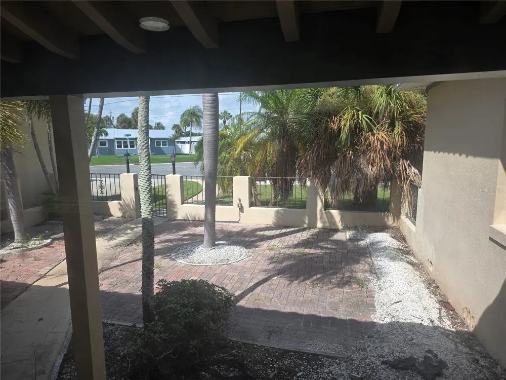 4000 BELLE VISTA DRIVE St Petersburg, FL 33706