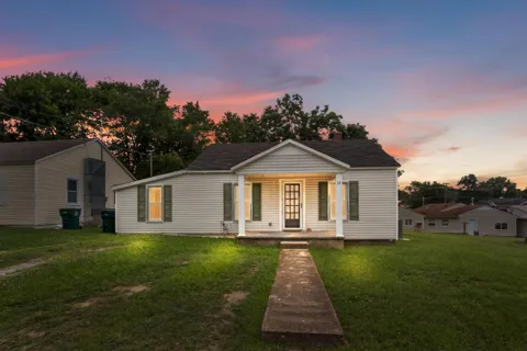 32 High St