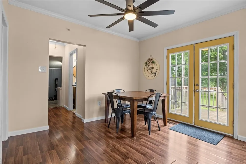 32 High St Mc Ewen, TN 37101