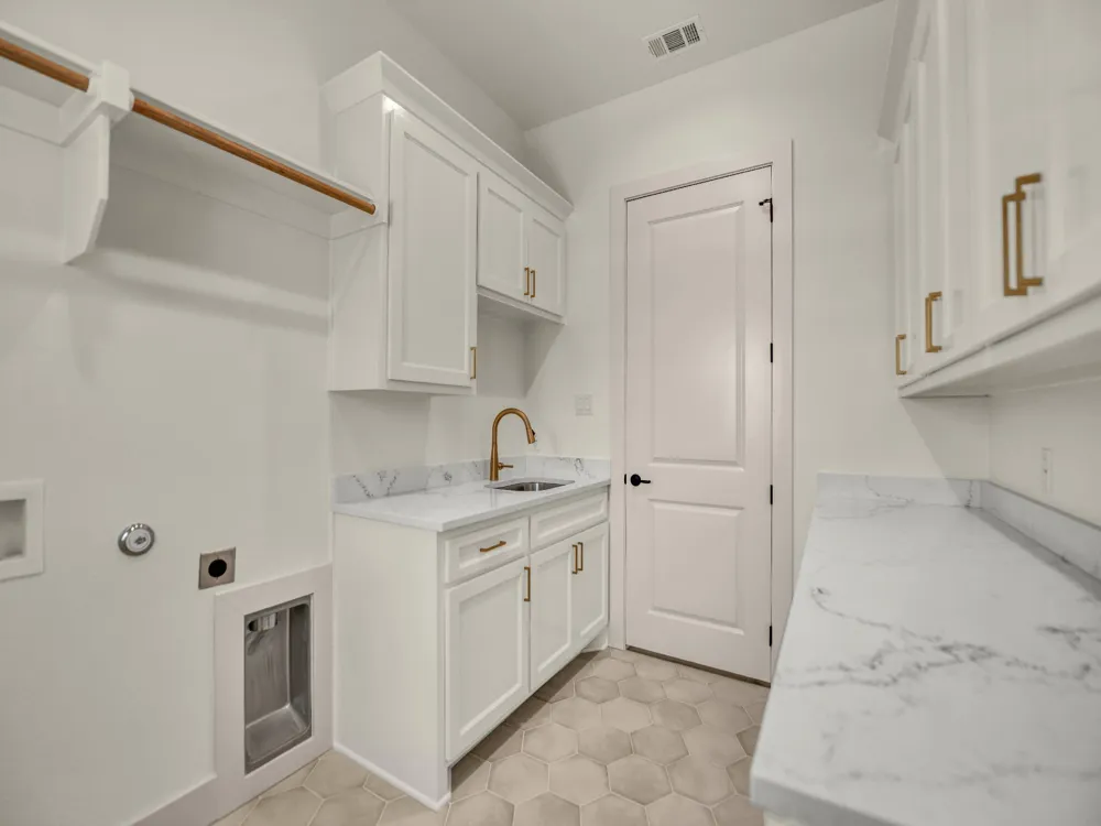 115 Guynell Ridge Decatur, TX 76234