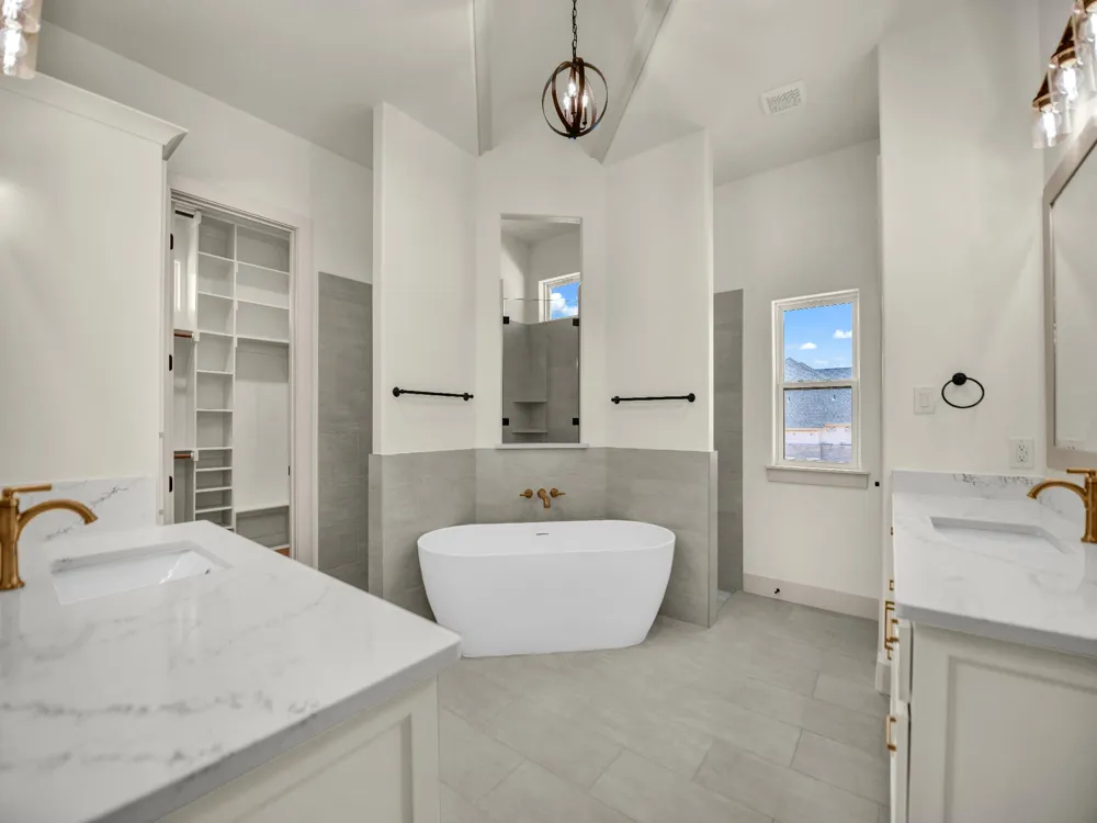 115 Guynell Ridge Decatur, TX 76234