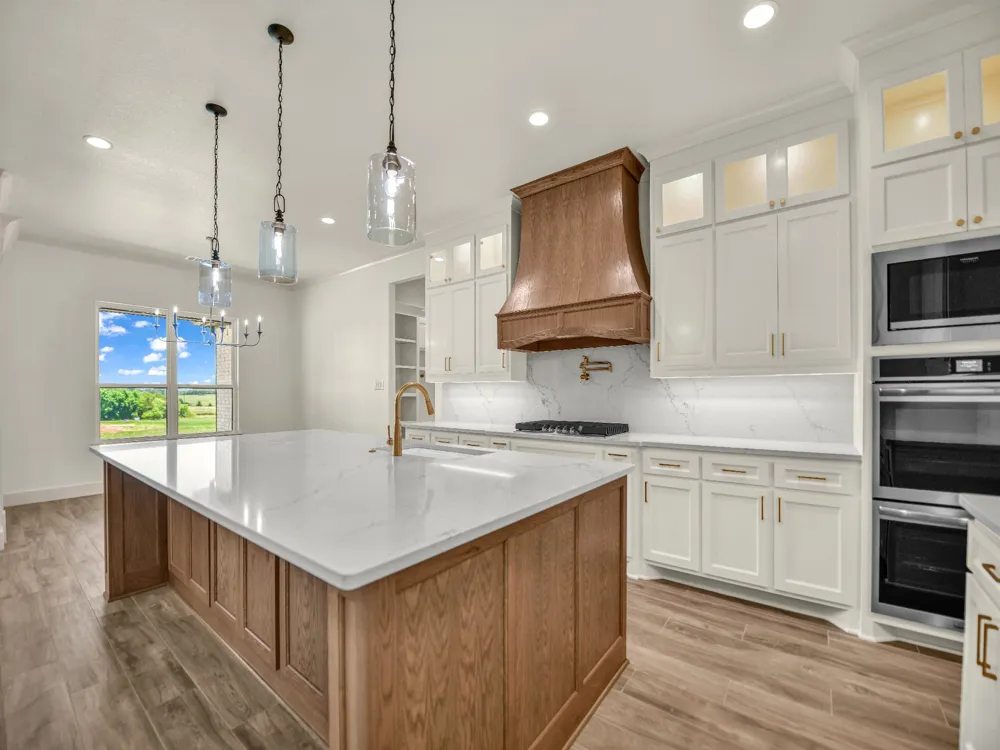 115 Guynell Ridge Decatur, TX 76234