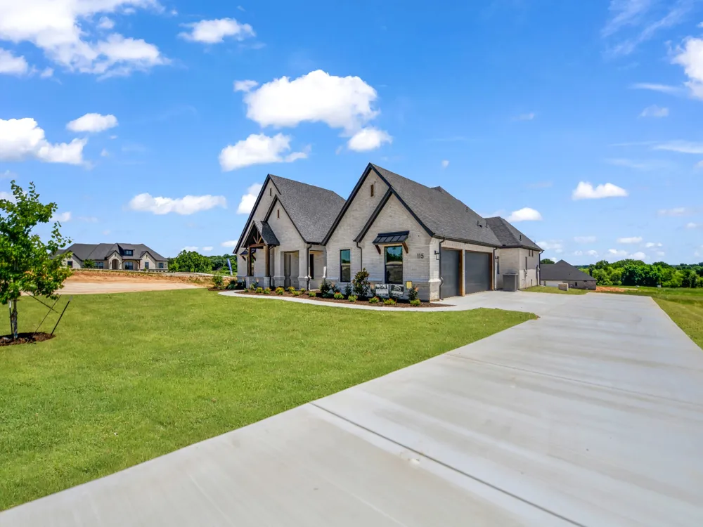 115 Guynell Ridge Decatur, TX 76234