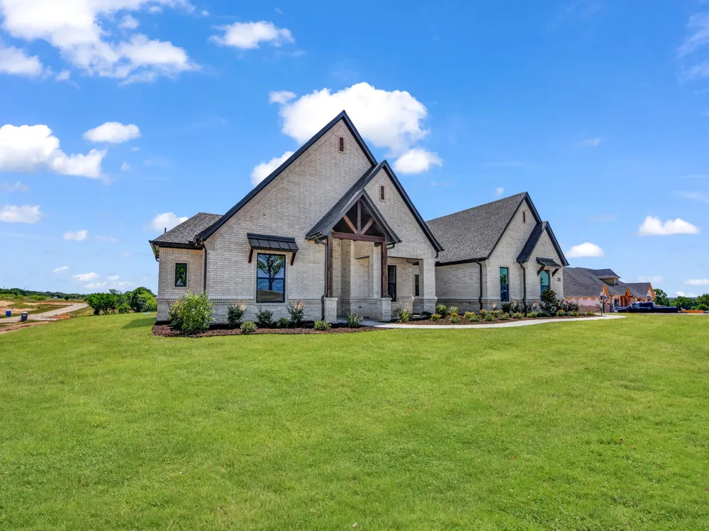 115 Guynell Ridge Decatur, TX 76234