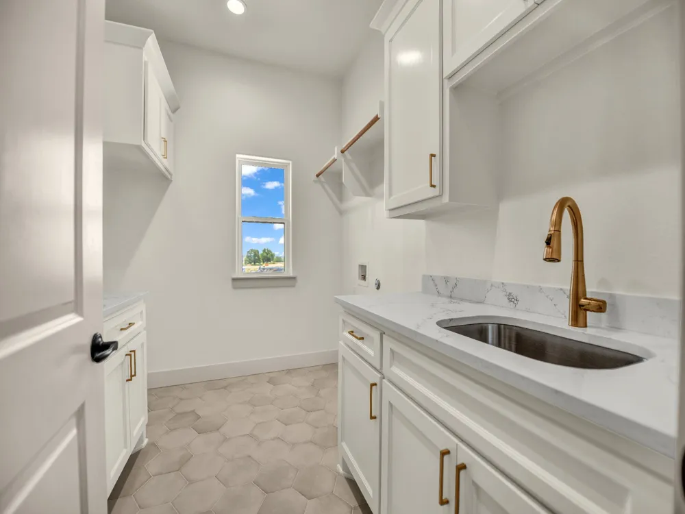 115 Guynell Ridge Decatur, TX 76234