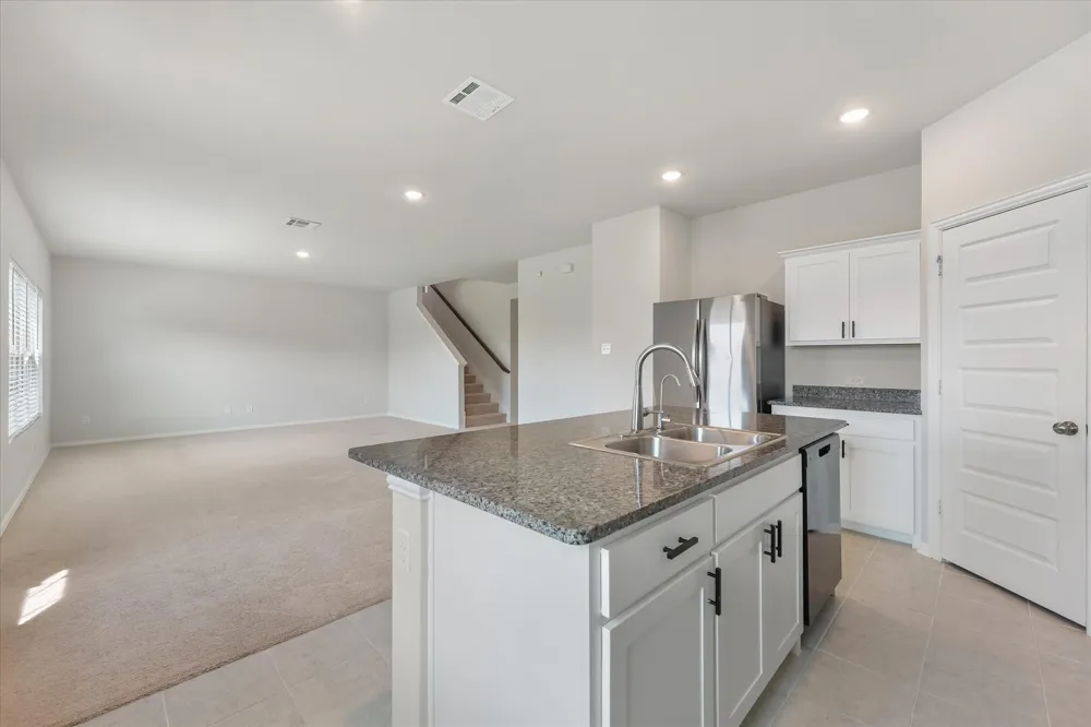 517 Brook View Drive Van Alstyne, TX 75495