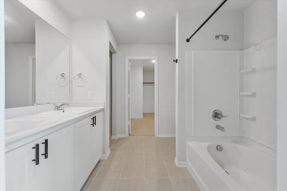 517 Brook View Drive Van Alstyne, TX 75495