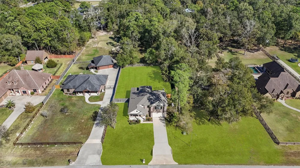 28510 Lazy Rock Drive Huffman, TX 77336