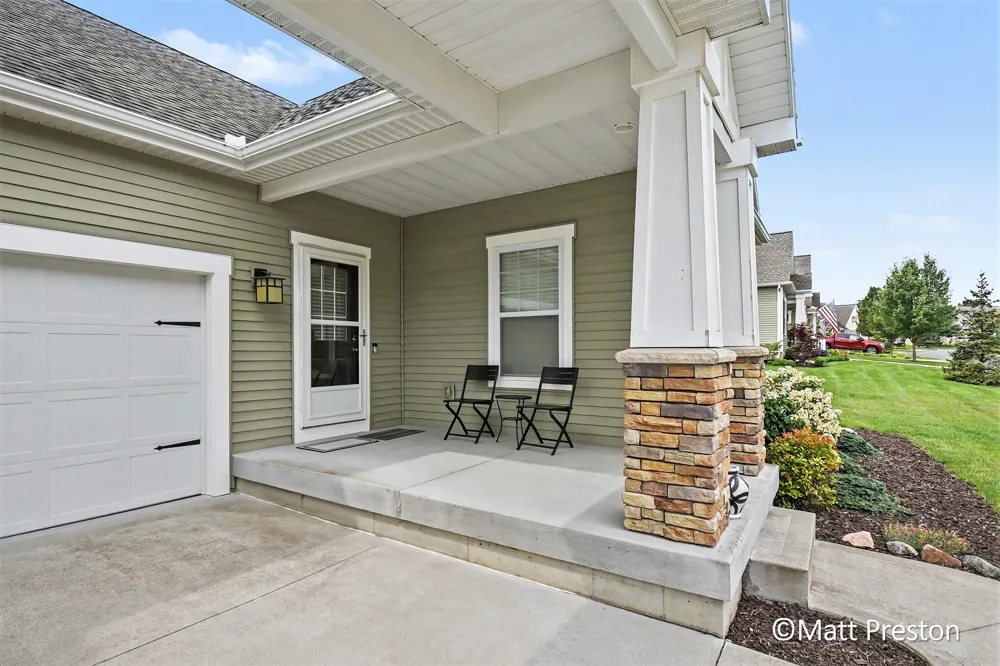690 Braeside Drive SE Byron Center, MI 49315