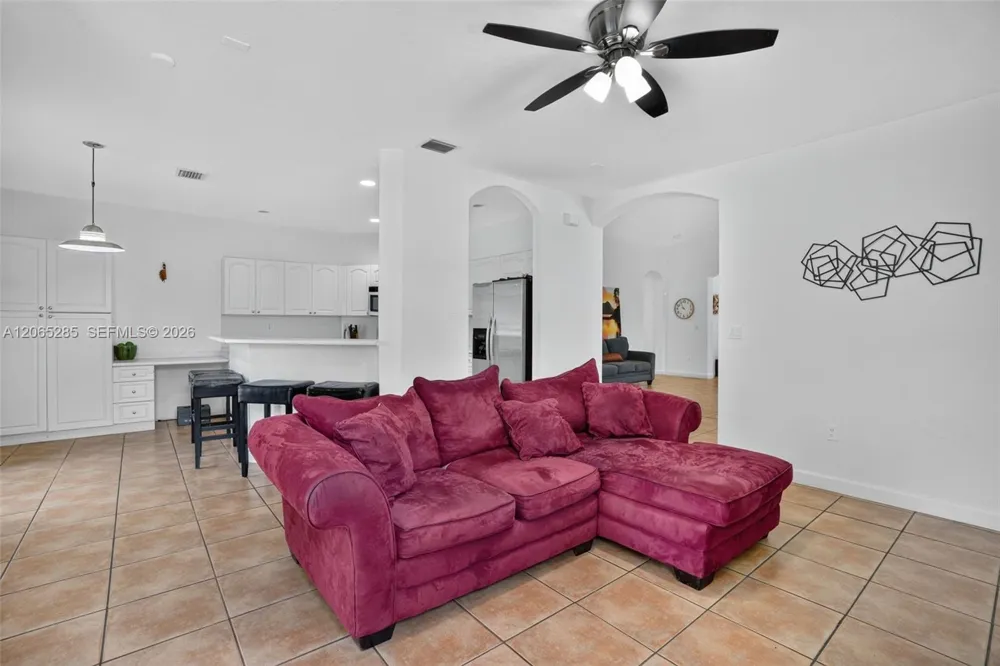 1458 SW 150th Ave Miami, FL 33194