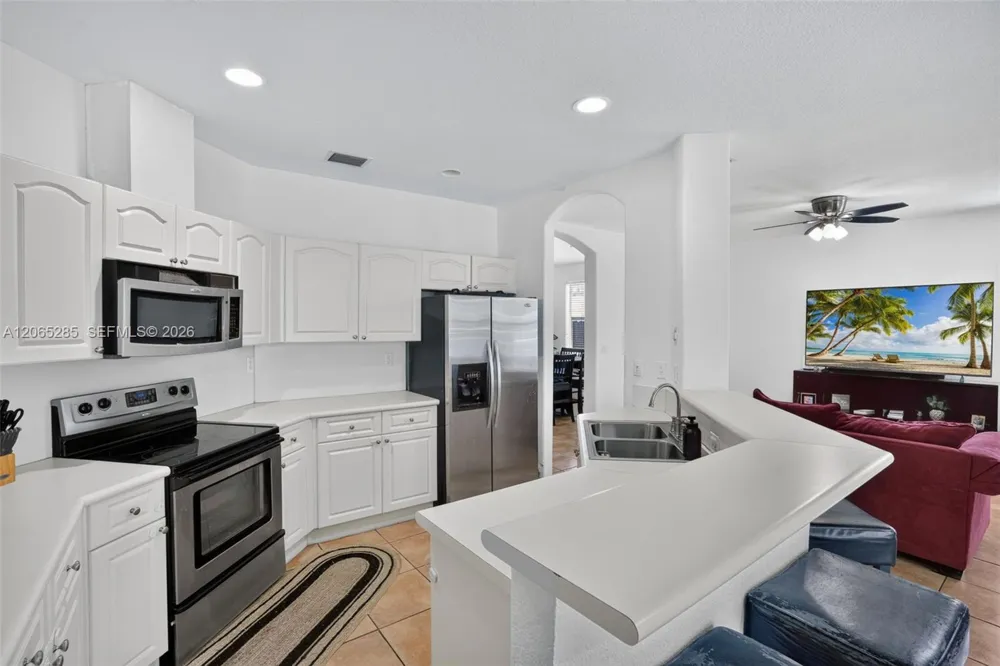 1458 SW 150th Ave Miami, FL 33194