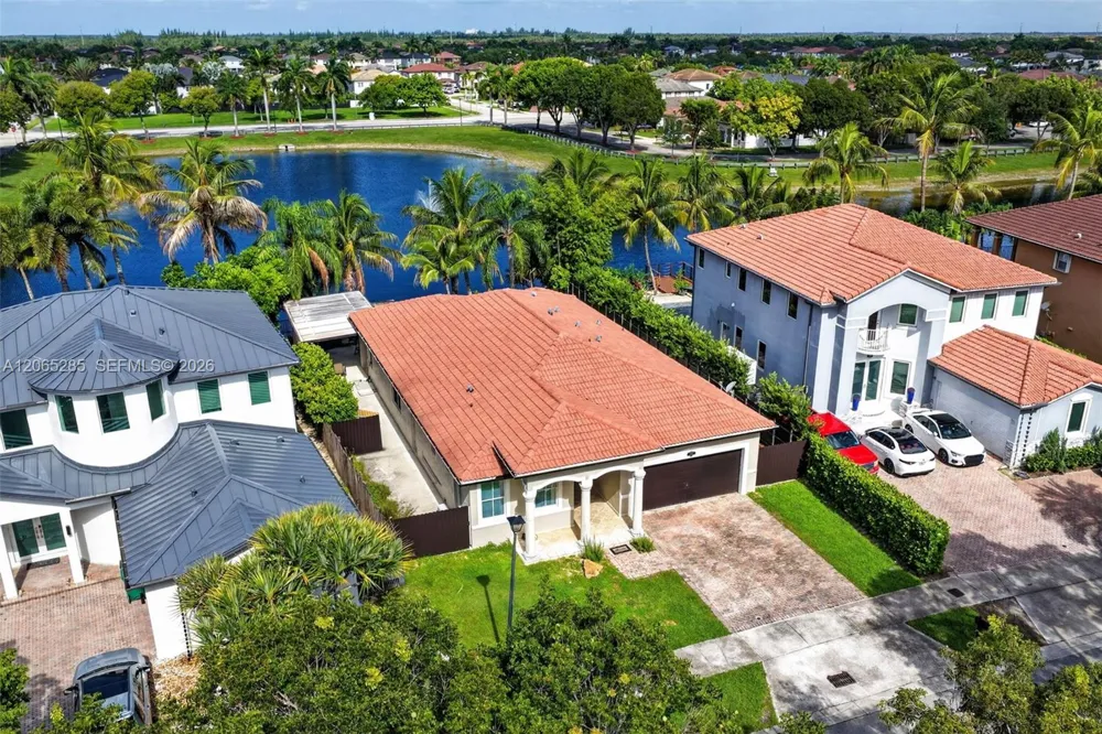 1458 SW 150th Ave Miami, FL 33194